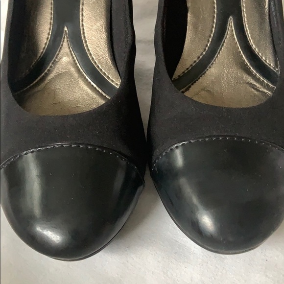 Naturalizer heels - Picture 5 of 8